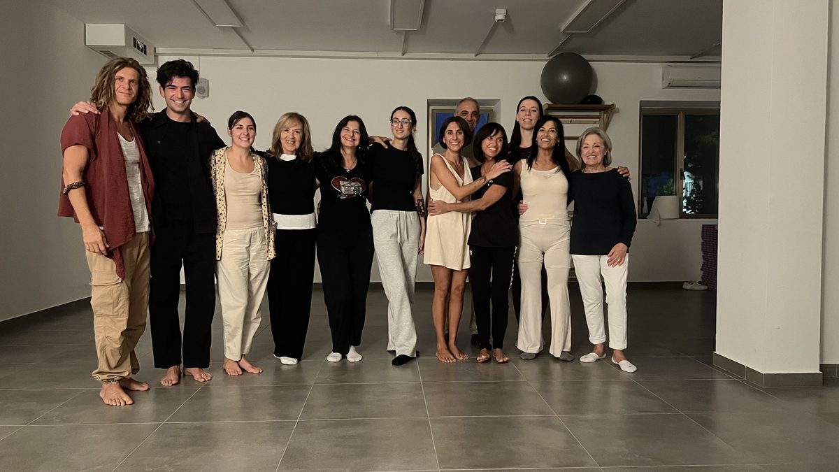 David with workshop participants